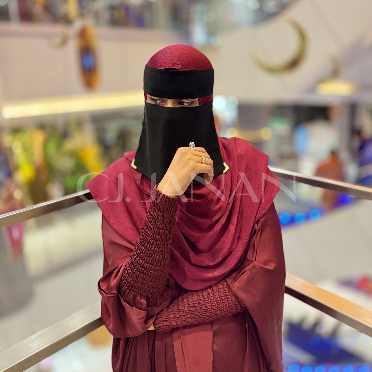 Original Saudi Niqab With 6 Sides Odd Clips – 7 Inch