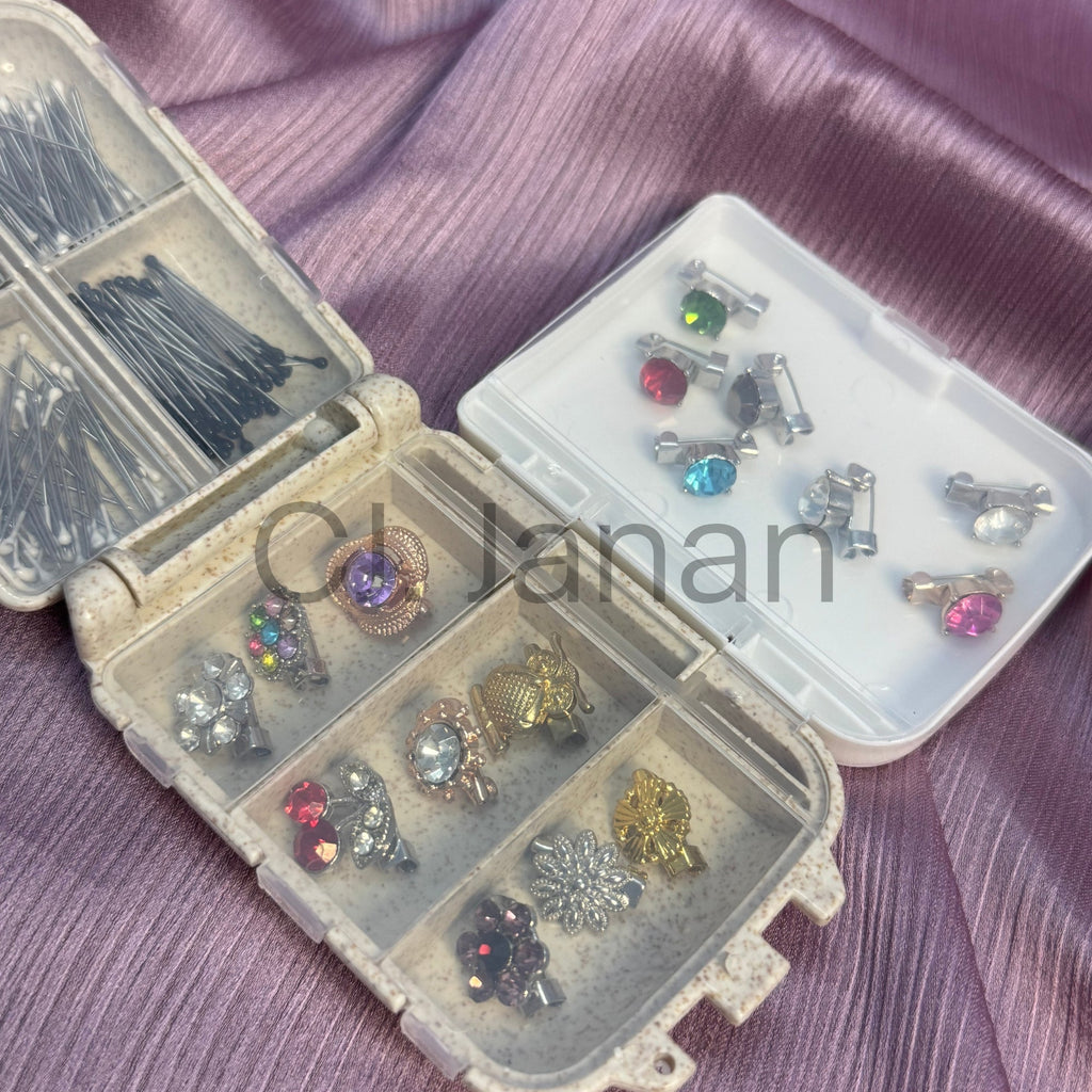 Pins Organizer Storage Box (Including Pins)
