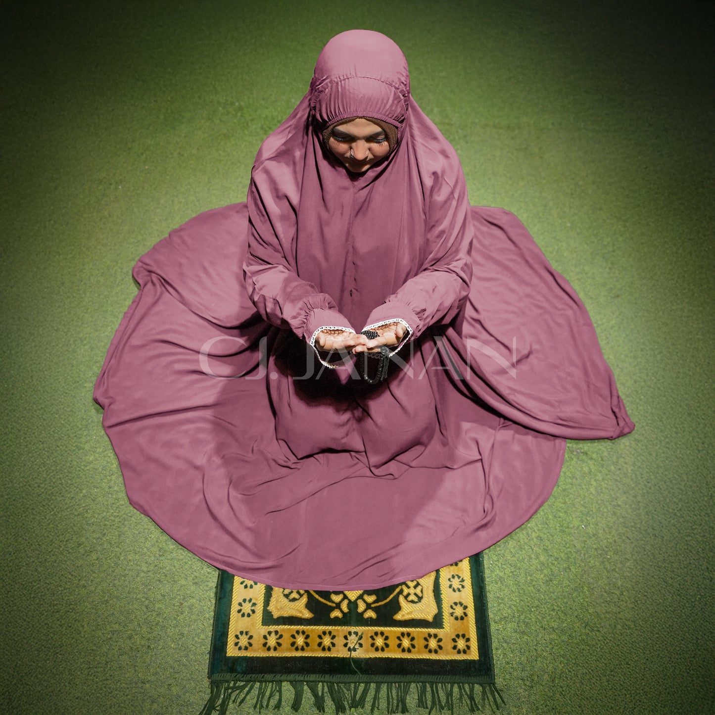 Haramain Namaz Chaddar With Front Zip (Soft Pink)
