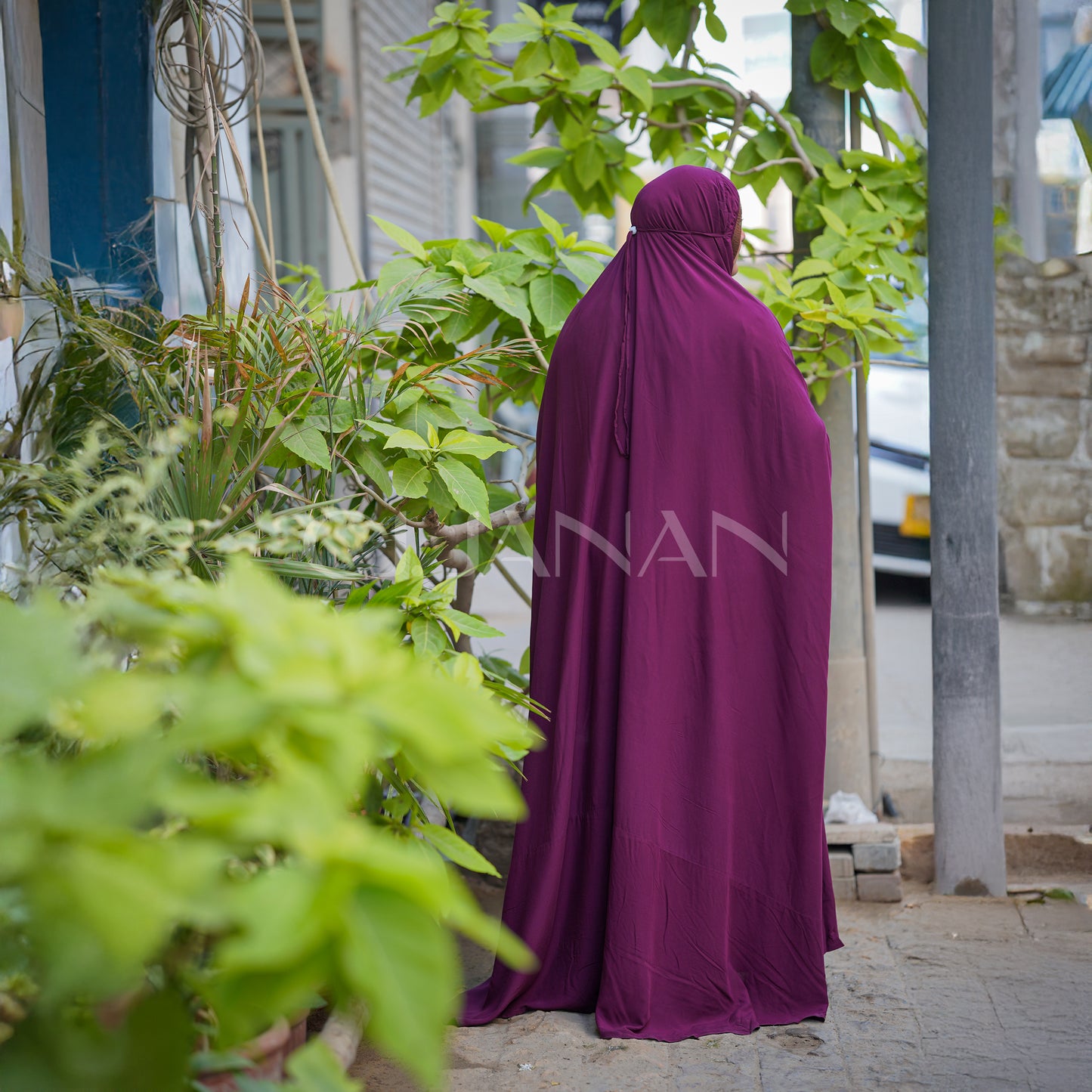 Haramain Namaz Chaddar With Front Zip (Deep Plum Purple)