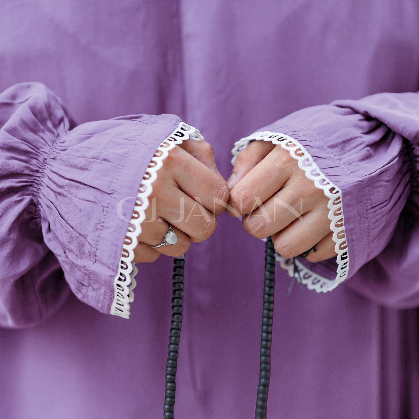 Haramain Namaz Chaddar With Front Zip (Light Lilac Purple)