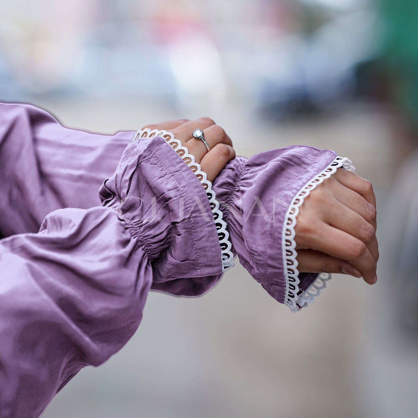Haramain Namaz Chaddar With Front Zip (Light Lilac Purple)
