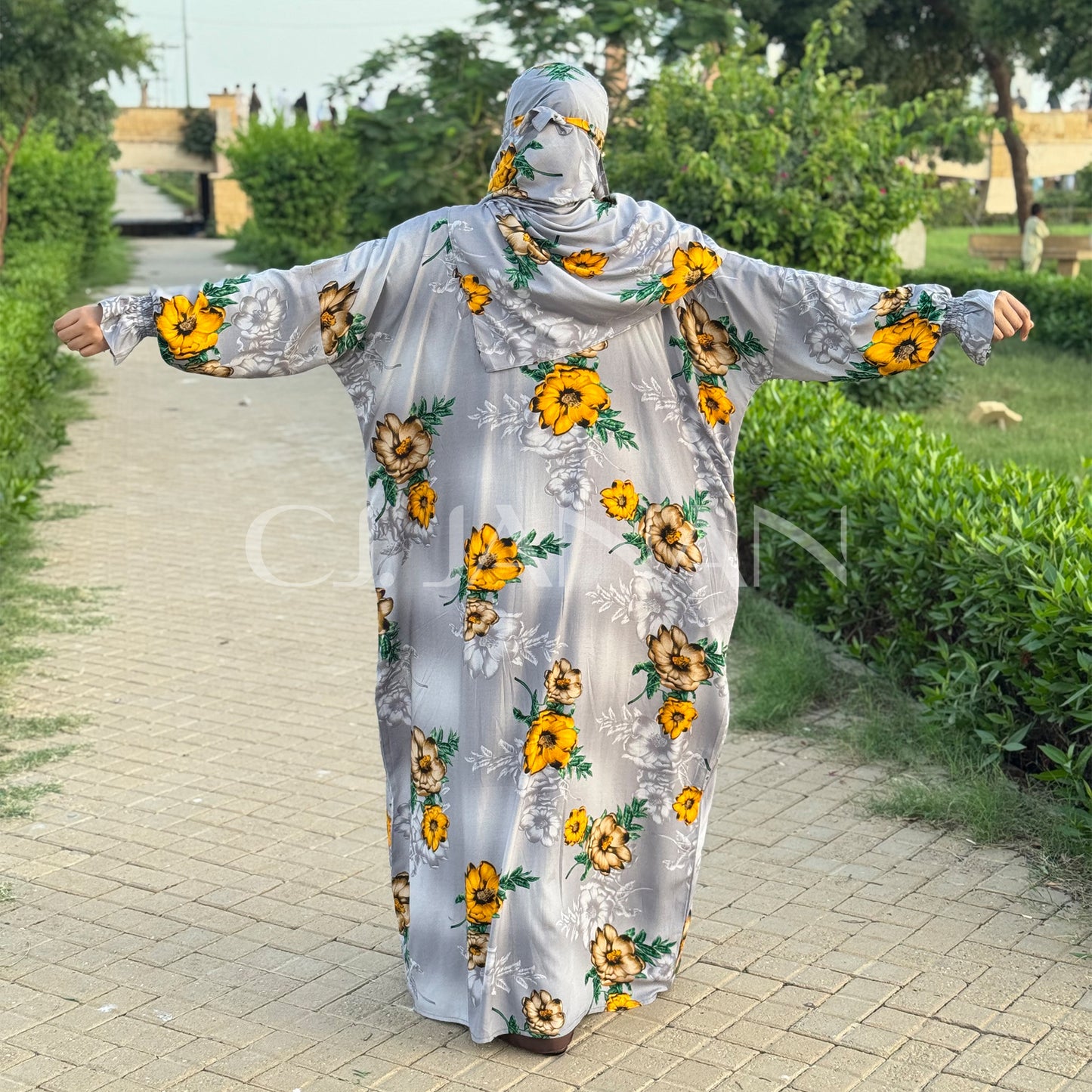 Omani Abaya Al Raha – Bahar (Grey)