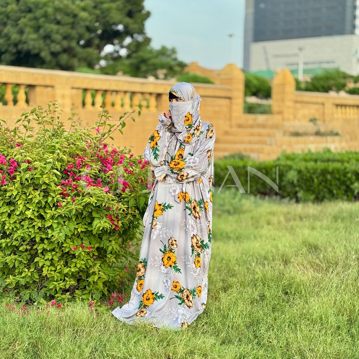 Omani Abaya Al Raha – Bahar (Grey)