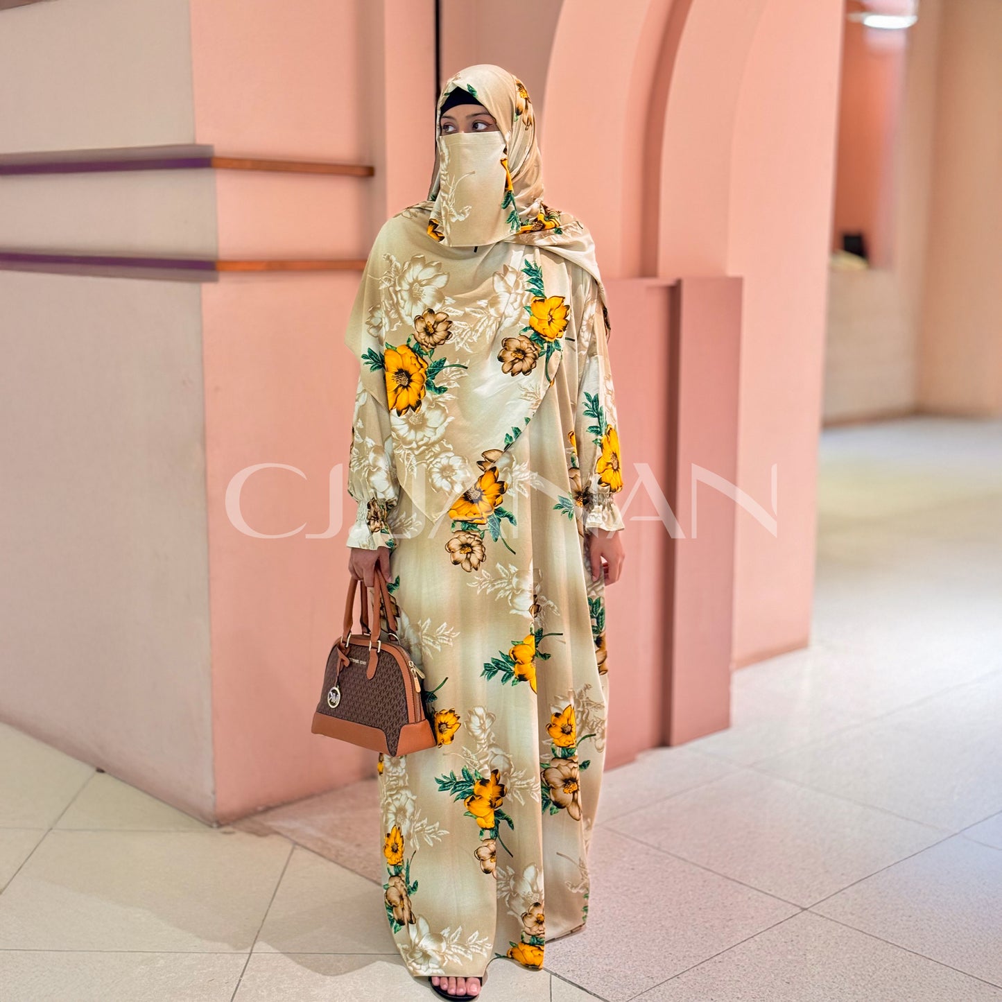 Omani Abaya Al Raha – Sahra (Beige)